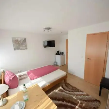 Πανσιόν Werkloft Neckarsulm